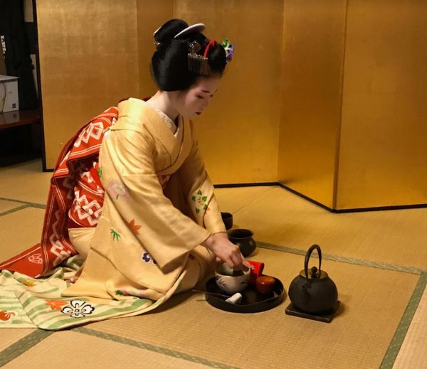 Japanese Tea Ceremony Etiquette - Samurai Tours