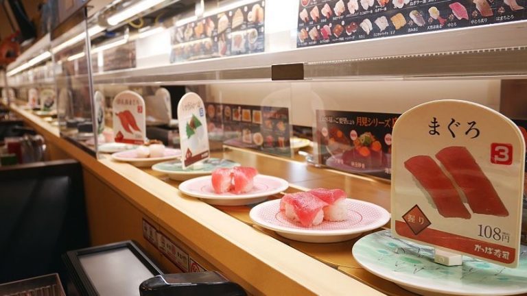Kaitenzushi Conveyor Belt Sushi Samurai Tours